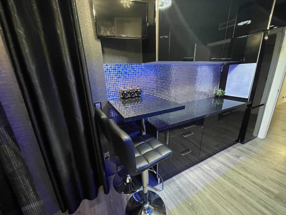 Luxury Room En มาดริด ภายนอก รูปภาพ