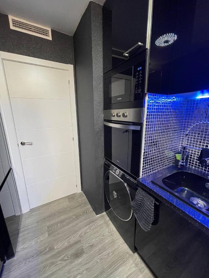 Luxury Room En มาดริด ภายนอก รูปภาพ