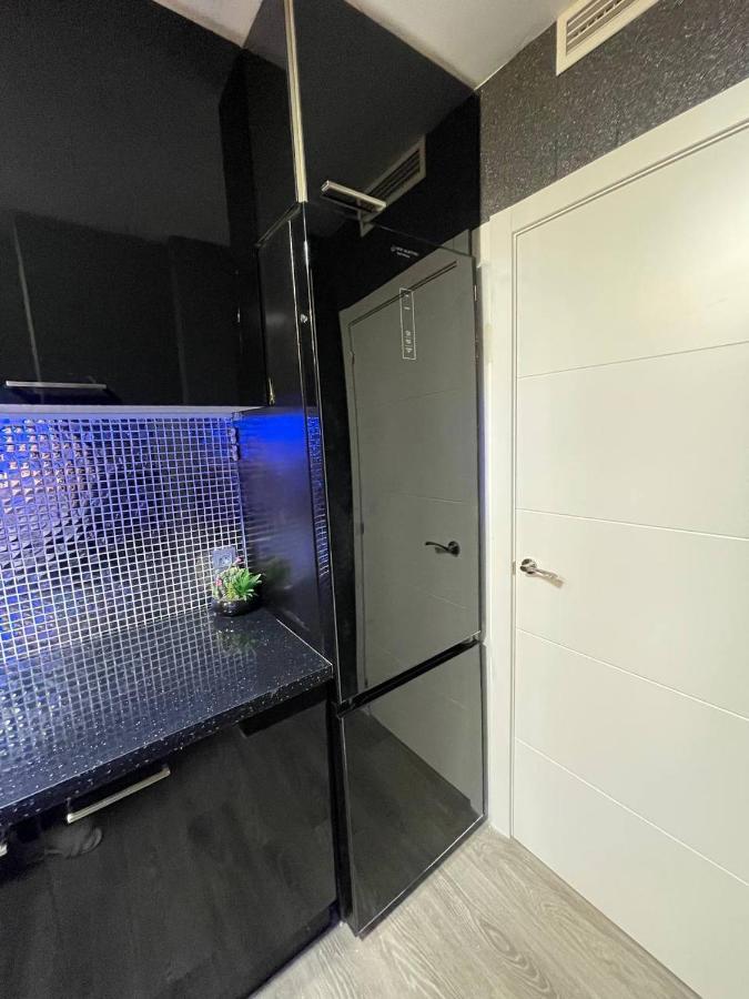 Luxury Room En มาดริด ภายนอก รูปภาพ
