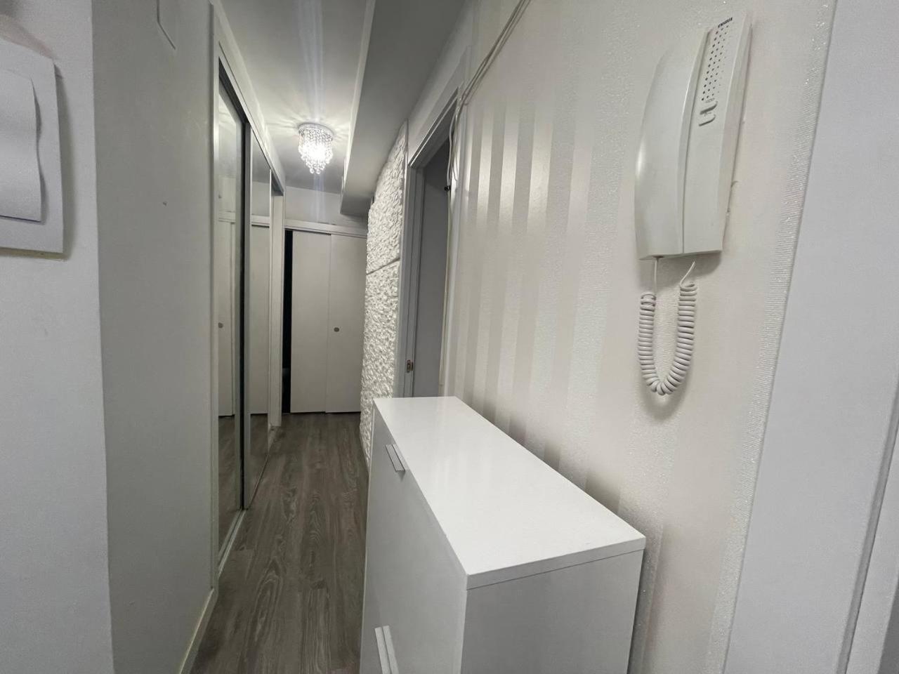 Luxury Room En มาดริด ภายนอก รูปภาพ