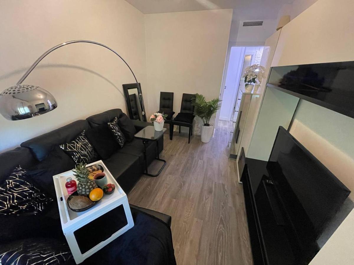 Luxury Room En มาดริด ภายนอก รูปภาพ